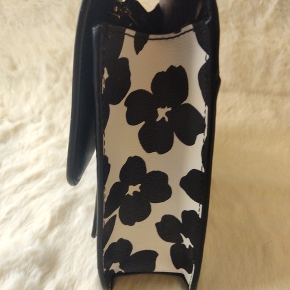 Delfi Collective Dress + Kate Spade Purse - Picture 9 of 14